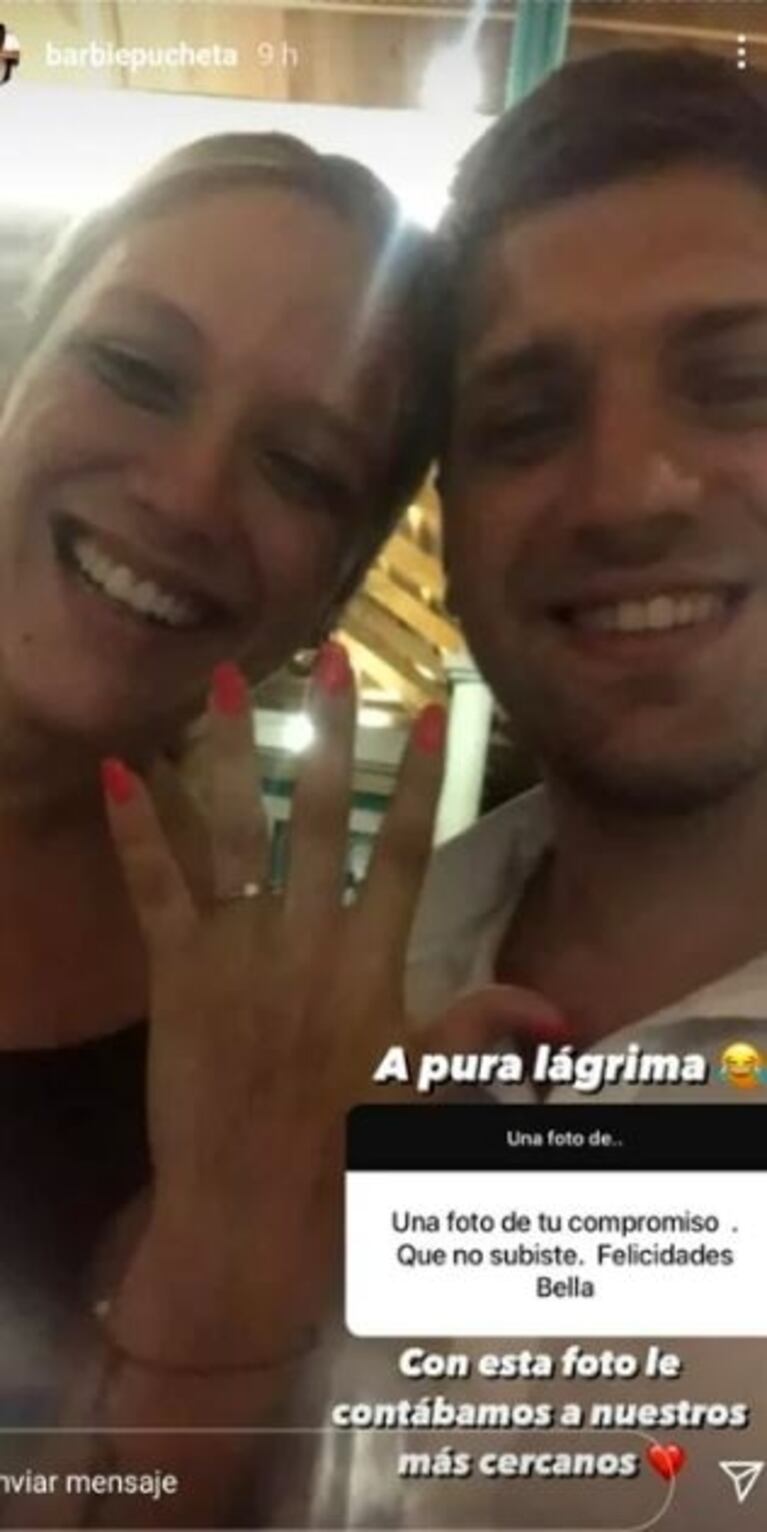 Barbie Vélez mostró la postal con la que anunció su compromiso con su novio: "Con esta foto le contamos a nuestros más cercanos"