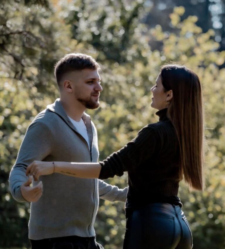 Barbie Vélez posteó un adelanto de las fotos que hizo con Lucas Rodríguez para su casamiento: "Cada vez falta menos"