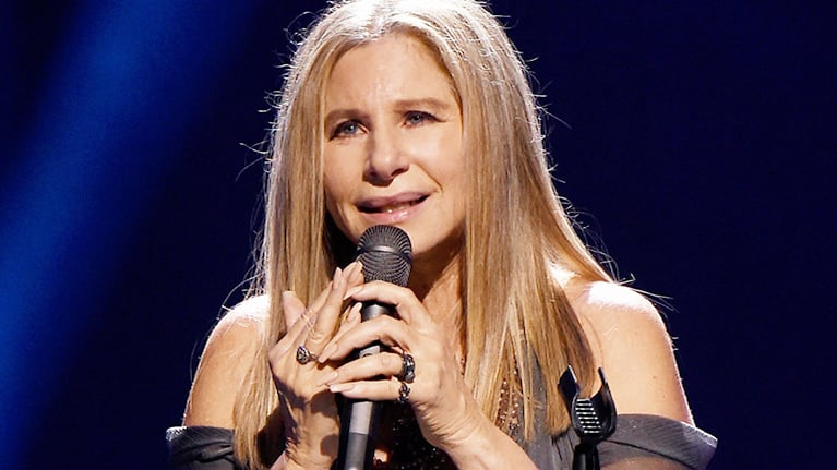 Barbra Streisand contó que clonó a su mascota.
