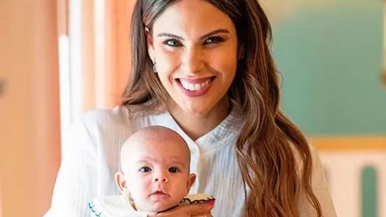 Barby Franco mostró el accesorio artesanal que ama Sarah Burlando y enterneció a todos
