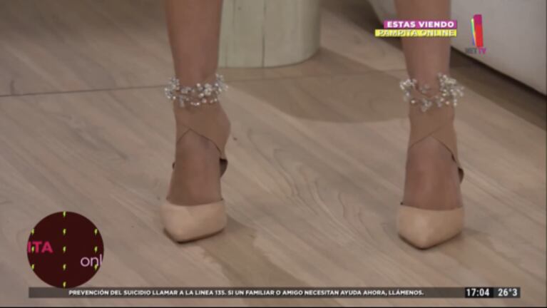 Barby Franco "tuneó" sus zapatos con un accesorio de su fallida boda con Burlando: "Me quedó de cuando me iba a casar"