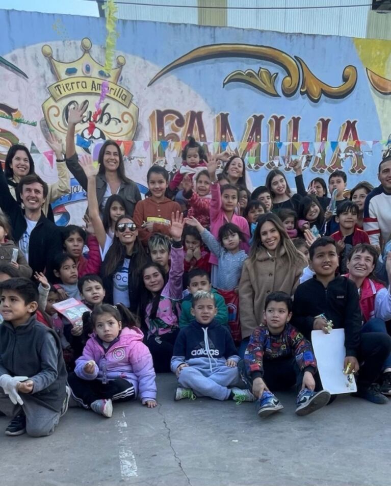 Barby Franco visitó el barrio donde se crió en compañía de Pampita: "Con amigas todo es más lindo"