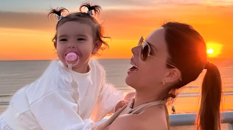 Barby Franco y Sarah Burlando disfrutaron de un atardecer soñado en la playa.