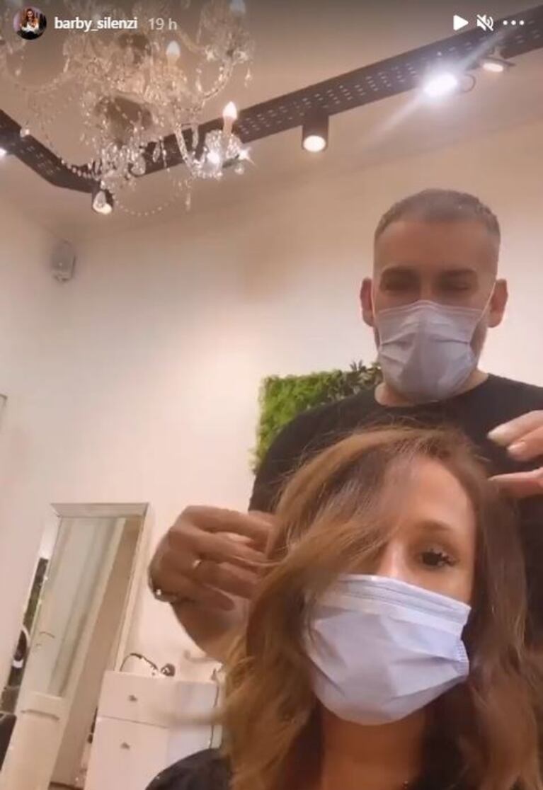 Barby Silenzi renovó por completo su look, tras separarse del Polaco
