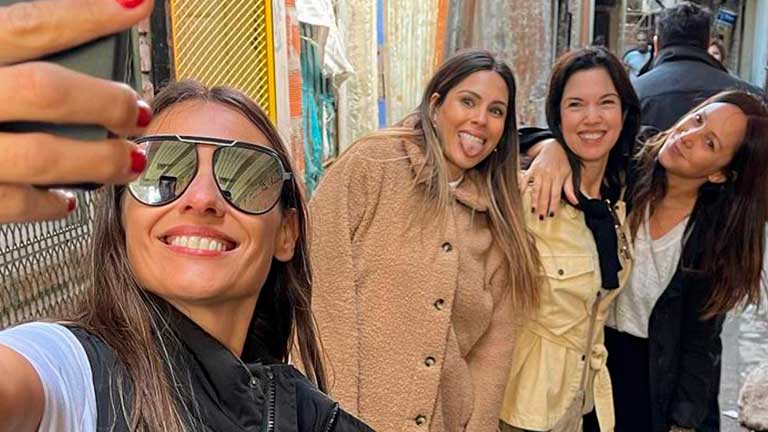 Barby y Pampita visitaron el Barrio 21-24 de Barracas