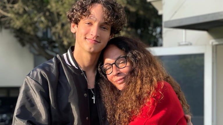 Bautista, el hijo de Emanuel Ortega, emocionó con una canción para su mamá y un mensaje sobre salud mental. Crédito: Instagram