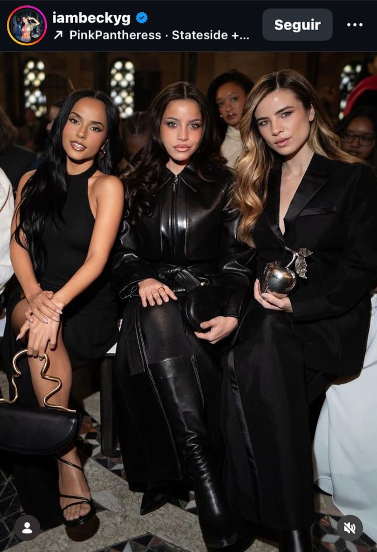 Becky G y Emilia Mernes en la Semana de la Moda en Nueva York 2026 (Foto: Instagram/@iambeckyg).