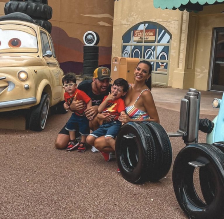 Belu Lucius compartió las fotos más divertidas de sus vacaciones en Disney con sus hijos: "Planeamos este viaje para ellos"