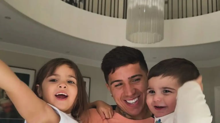 Benjamín, el hijo de Enzo Fernández y Valu Cervantes, enloqueció a todos con el hit de la Selección Argentina