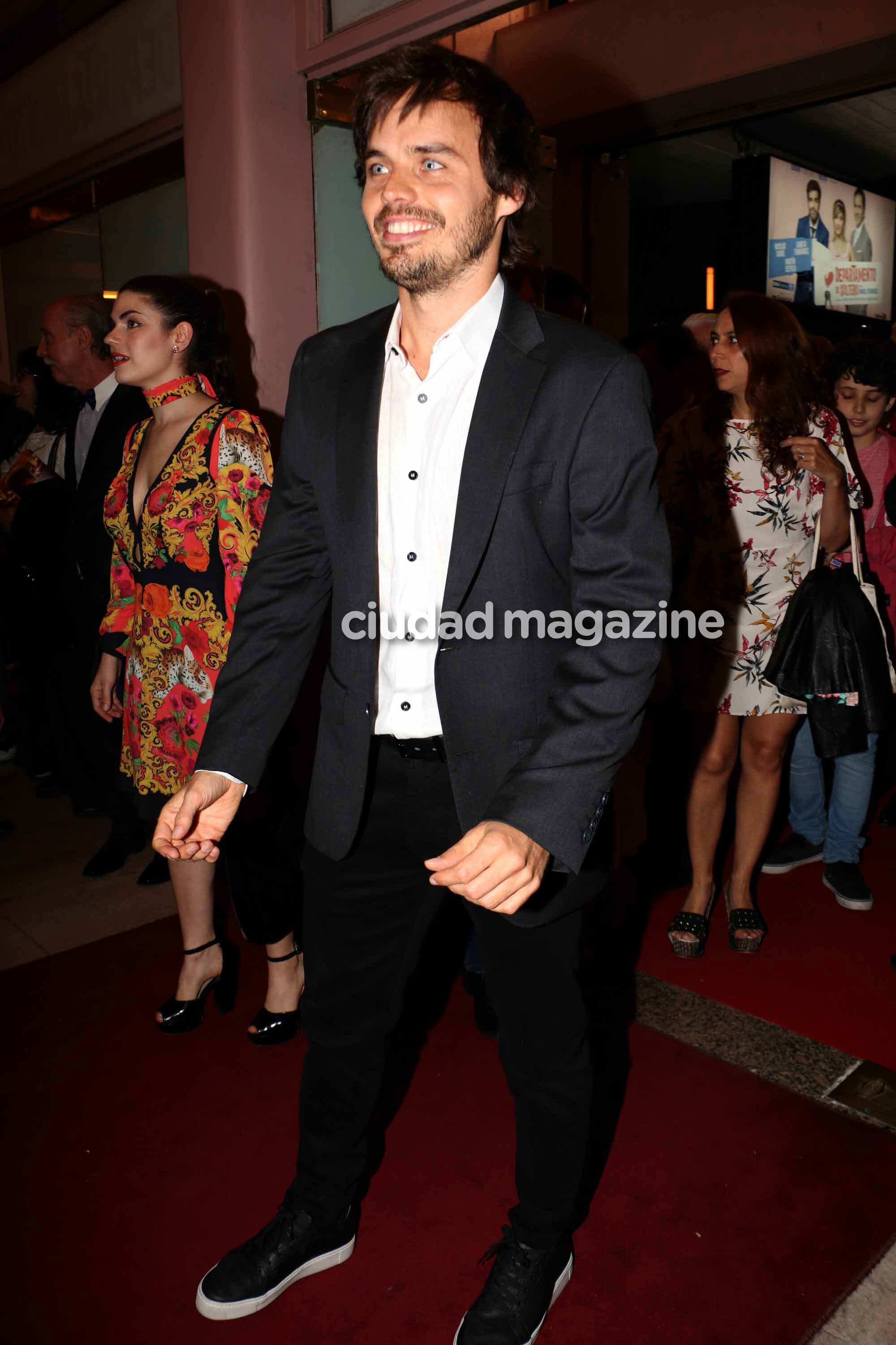 Benjamín Rojas, presente en los Premios Ace (Fotos: Movilpress). 