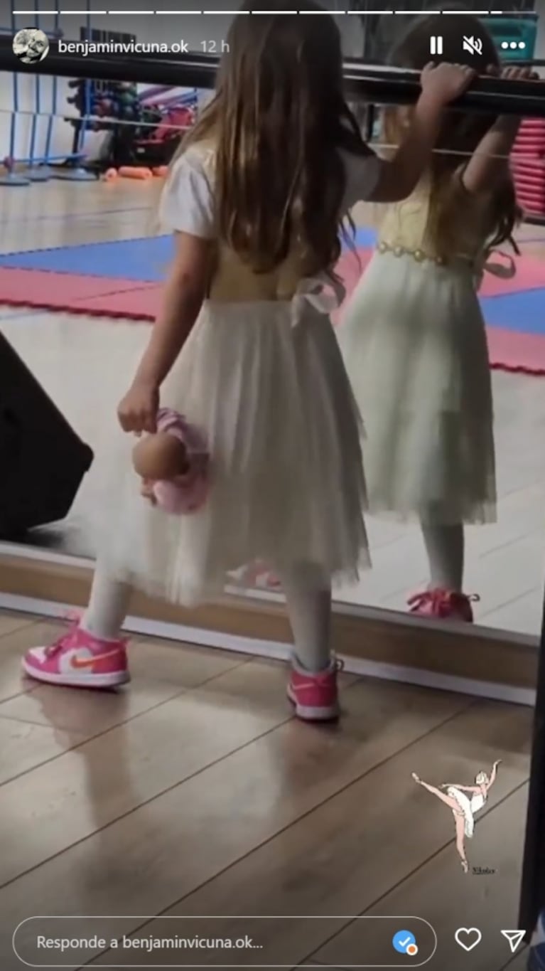 Benjamín Vicuña compartió las fotos más tiernas con Magnolia, su hija con China Suárez, en una tarde de juegos