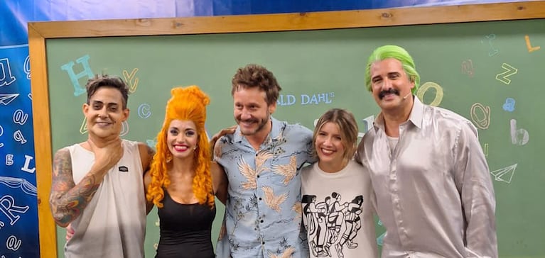 Benjamín Vicuña con Laurita Fernández, Agustín “Rada” Aristarán, Fer Metilli y José María Listorti