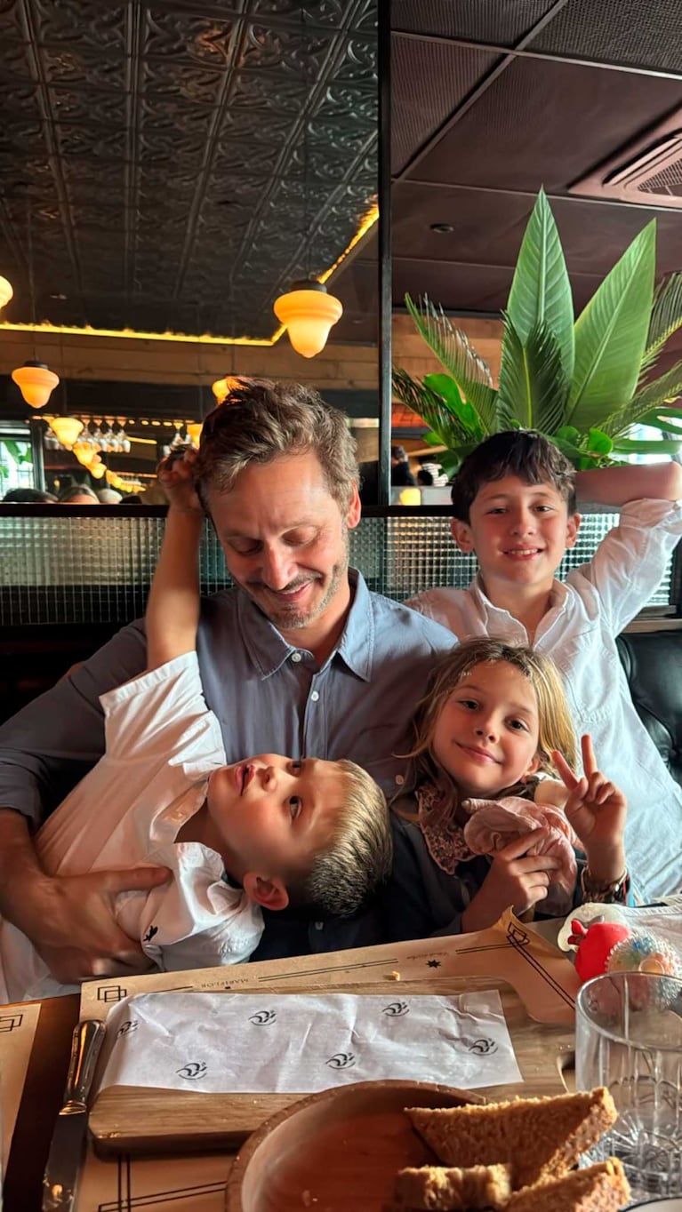 Benjamín Vicuña junto a sus hijos (Foto: Instagram @benjaminvicuna.ok)