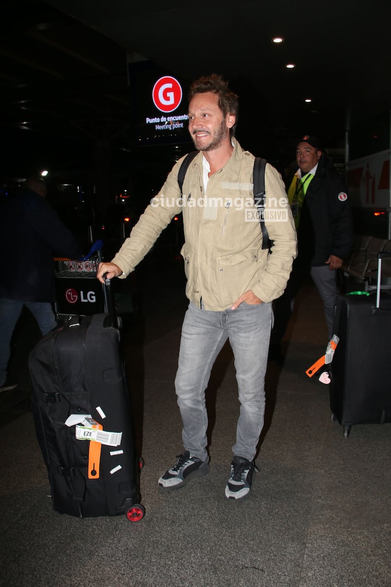 Benjamín Vicuña llegó a Argentina con Anita Espasandín (Foto: Movilpress).
