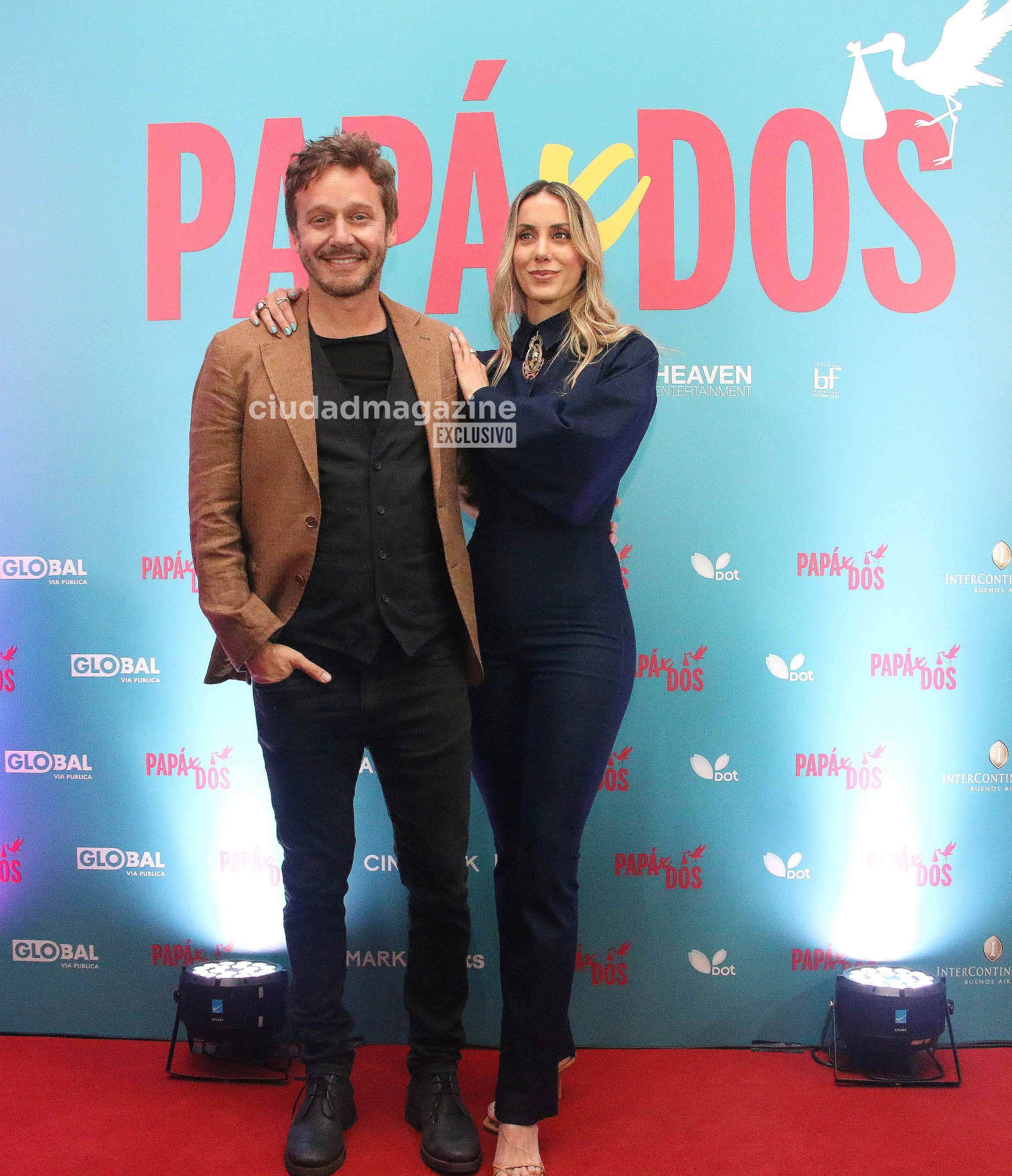 Benjamín Vicuña y Anita Espasandin en la avant premier de Papá x dos. (Foto: @Movilpress)