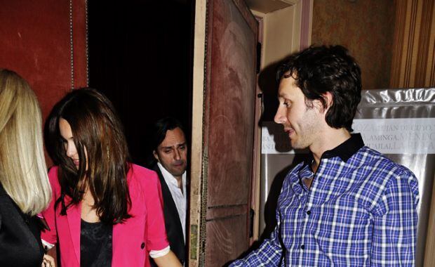 Benjamín Vicuña y Pampita, enamoradísimos en la función de prensa de La celebración. (Foto: Jennifer Rubio)