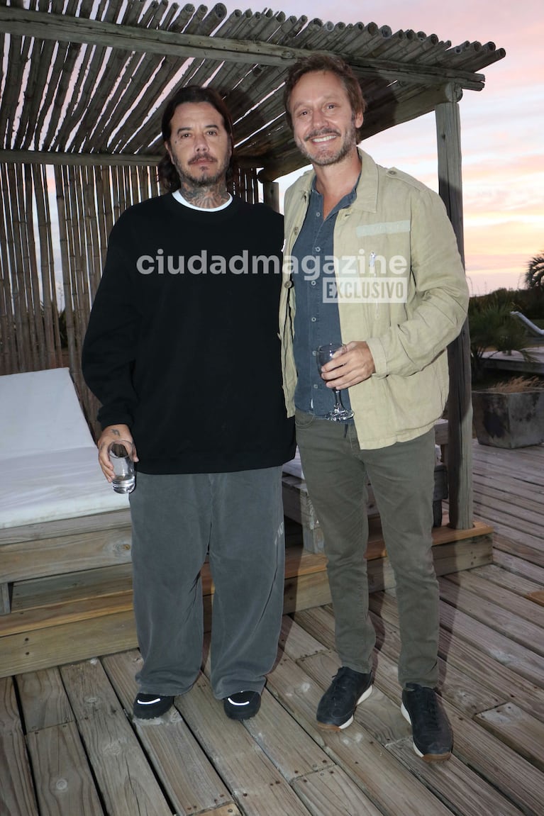 Benjamín Vicuña y Sebastián Ortega en la noche de verano de Punta del Este 2026 (Foto: RS Fotos).