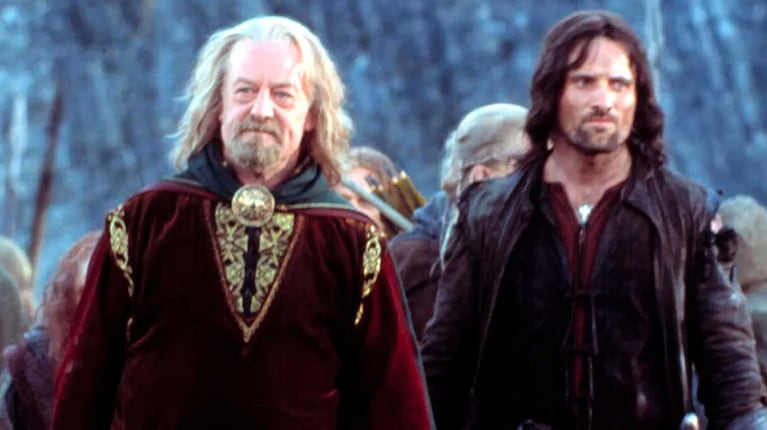 Bernard Hill como el Rey Theoden de El señor de los anillos Las dos torres (2002)