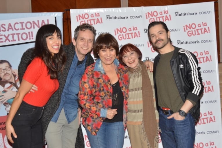  Betiana Blum, Felipe Colombo, Paula Kohan y Diego Reinhold presentan "No a la guita"