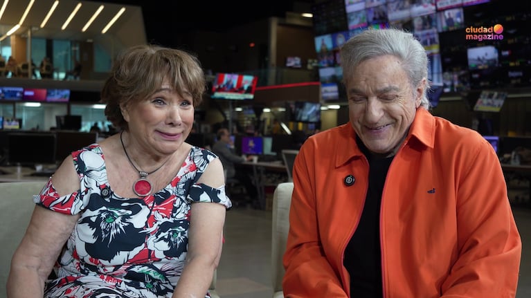 Betiana Blum y Antonio Grimau con Ciudad en el Centro de Contenidos Multiplataforma de Artear.