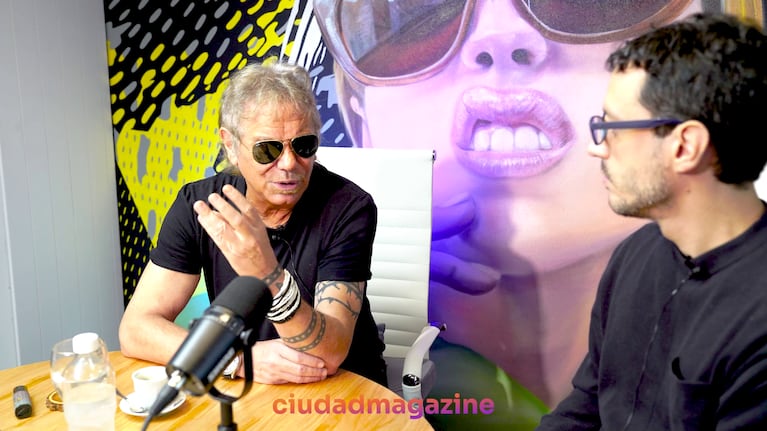 Beto Casella mano a mano con Ciudad.