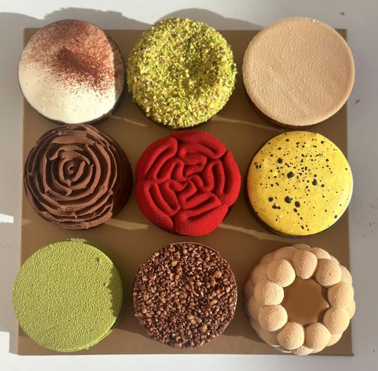 Betular muestra orgulloso sus creaciones dulces en Instagram.