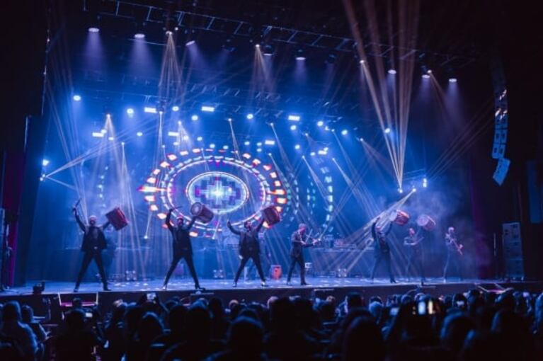 Bien Argentino se presentó en el Gran Rex a sala llena