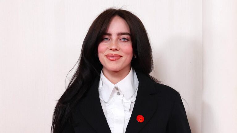 Billie Eilish rompe récords y alcanza los 100 millones de oyentes mensuales en Spotify