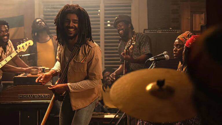 "Bob Marley: La Leyenda" se enfoca en cuatro años cruciales en la vida del cantante.