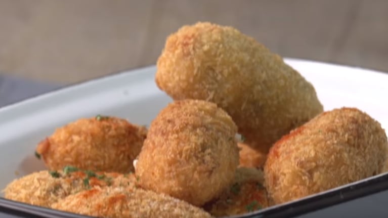 bombas, arroz, muzzarella