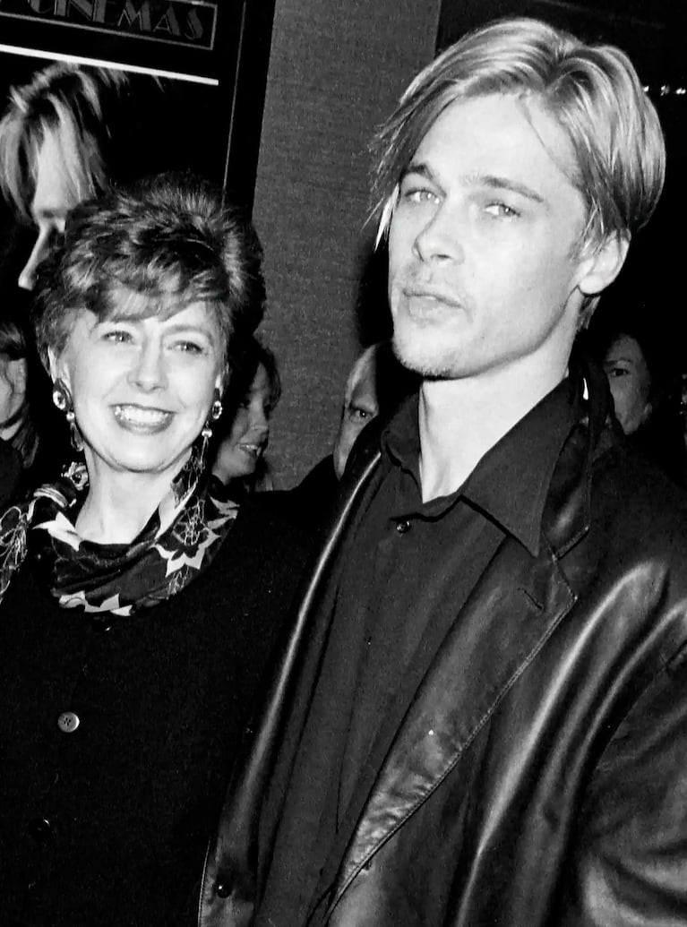 Brad Pitt junto a su madre. Foto: web