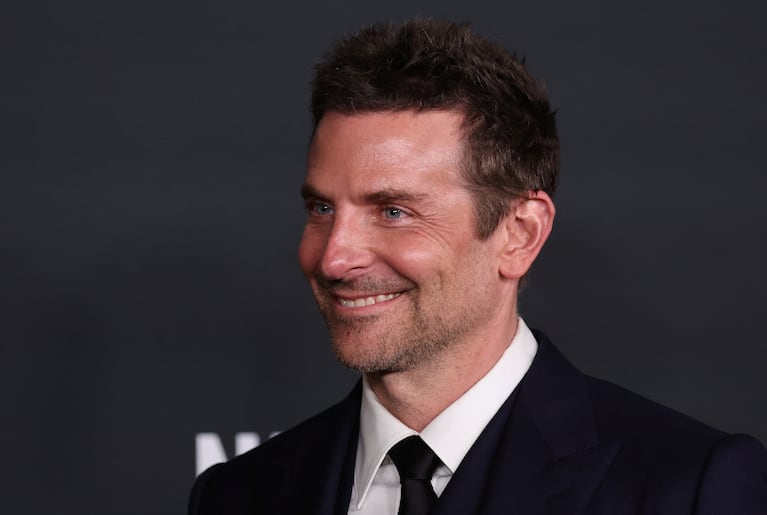 Bradley Cooper es el protagonista de la película Maestro. REUTERS/Mike Blake