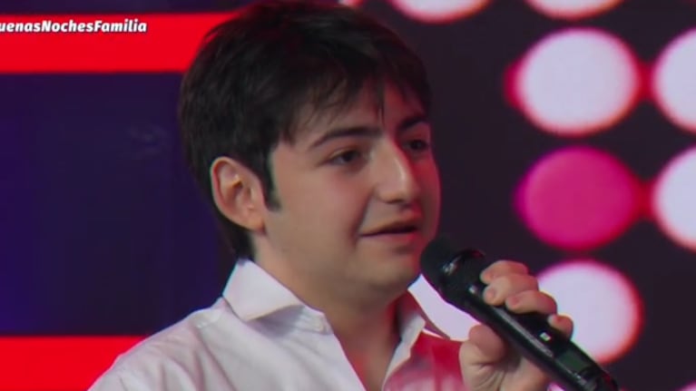 Buenas noches familia: el joven canta lírico, es sobrino de Roberto Piazza y sueña con formarse en el Colón | Créditos: captura El Trece