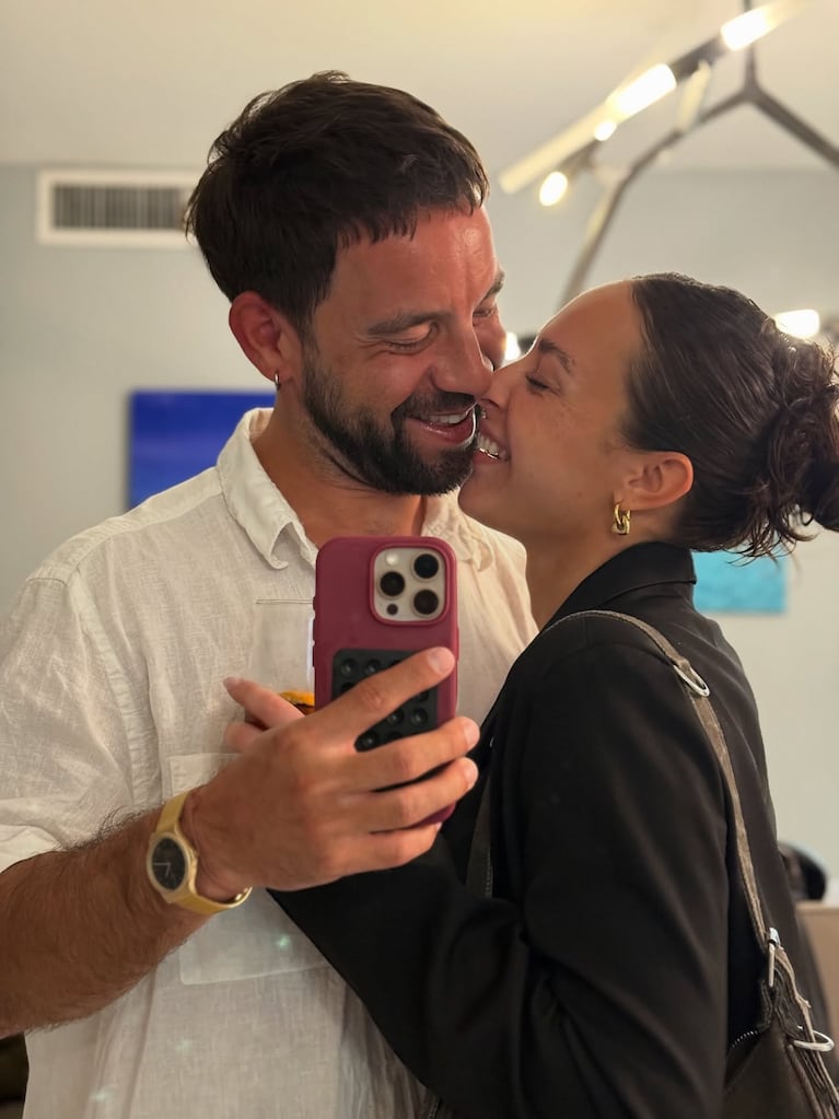 Cachete Sierra y Fío Giménez confirmaron su vuelta con románticos mensajes en redes. Crédito: Instagram