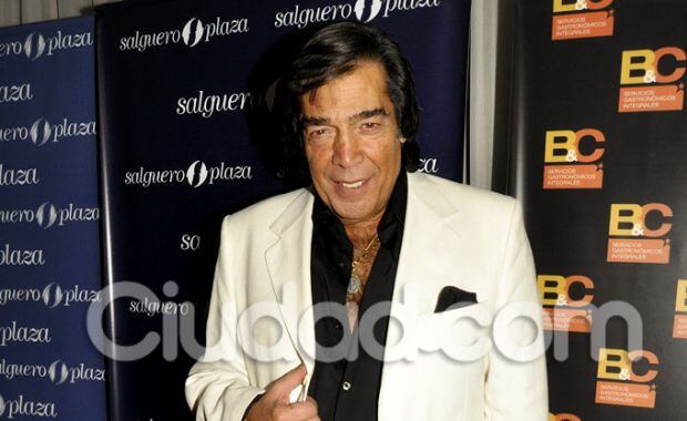 Cacho Castaña festejó su cumpleaños rodeado de sus afectos (Foto: Jennifer Rubio). 