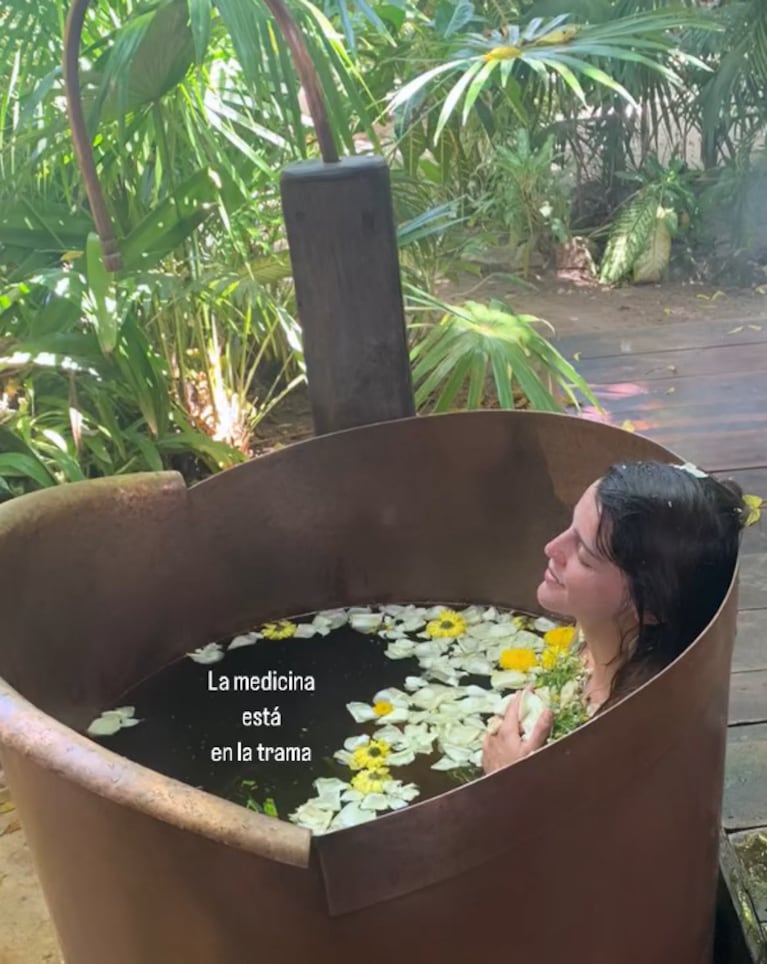 Calu hizo el Ritual de Florecmiento en Tulum.