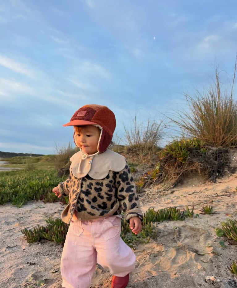 Calu Rivero compartió tiernas fotos junto a sus hijos en el campo: plena naturaleza, caballos y tranquilidad | Créditos: Instagram @lacalurivero