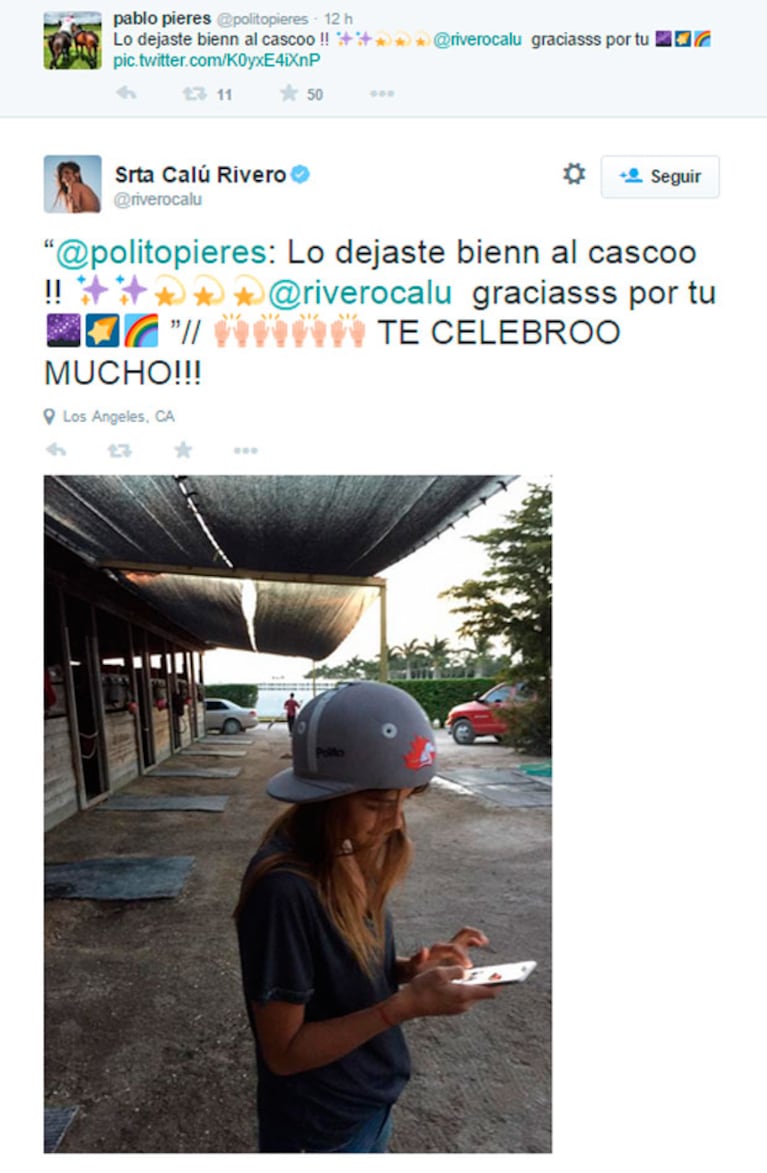 Calu Rivero le agarró el casco a Polito Pieres, para complementar su look en una tarde de polo. (Foto: Twitter) 