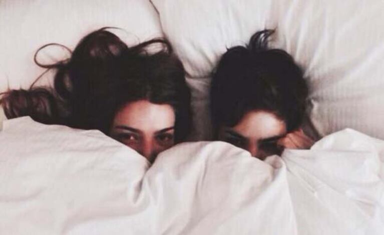 Calu Rivero y Agustina Cherri, íntimas amigas. (Foto: @riverocalu)