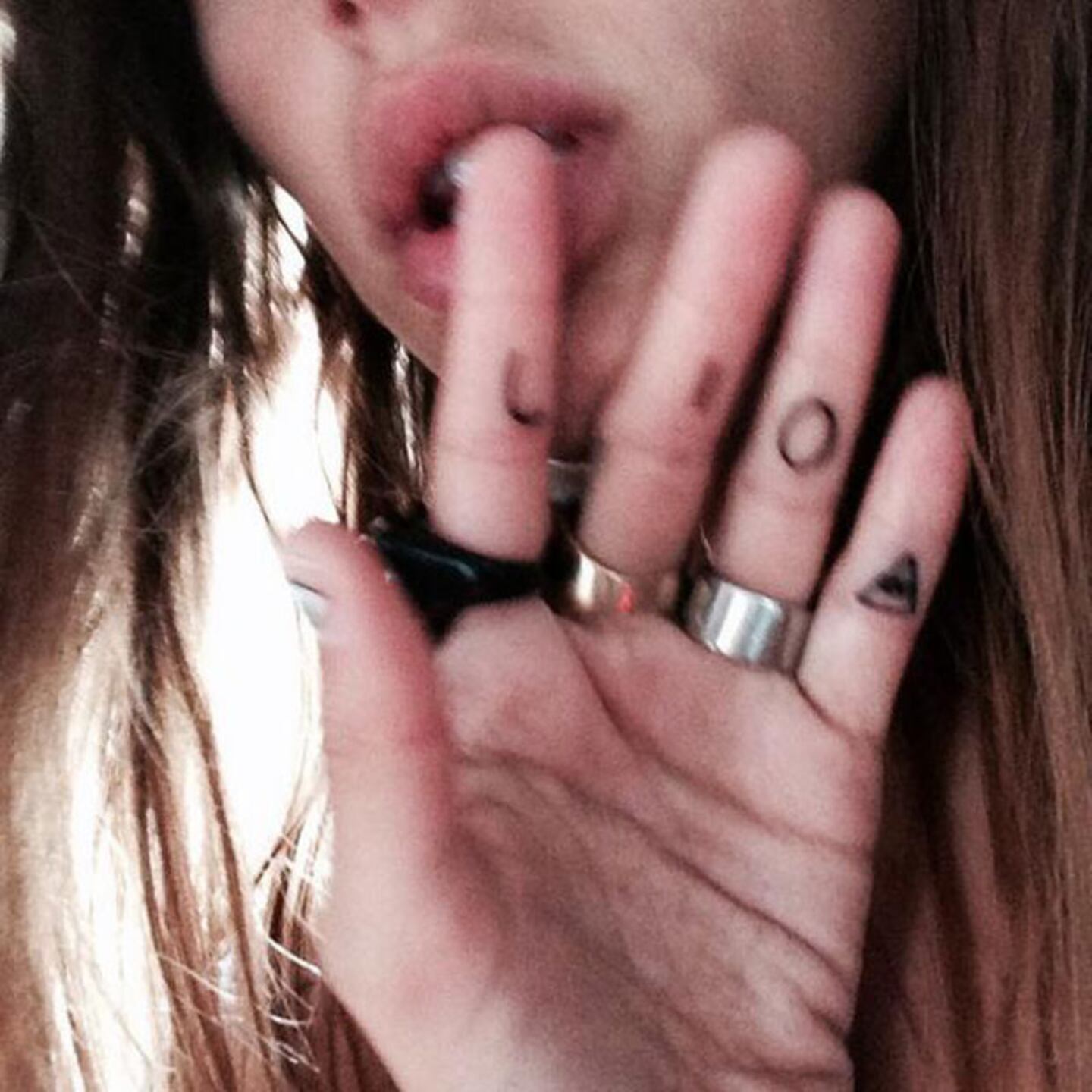 Calu Rivero y su nuevo tatuaje. (Foto: Twitter)