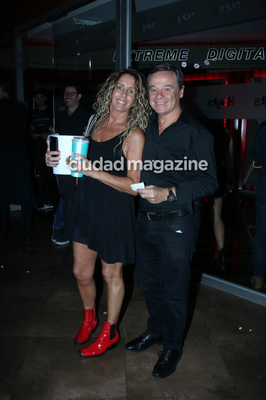 Calvo y Pablo Codevilla en la avant premiere de El Robo del Siglo. (Foto: Movilpress)