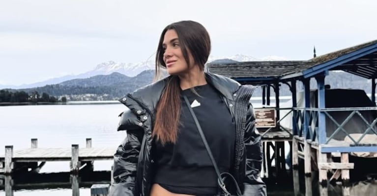Cami Homs mostró su pancita de embarazada en la Patagonia: las fotos de las vacaciones con sus hijos | Créditos: Instagram @camihoms
