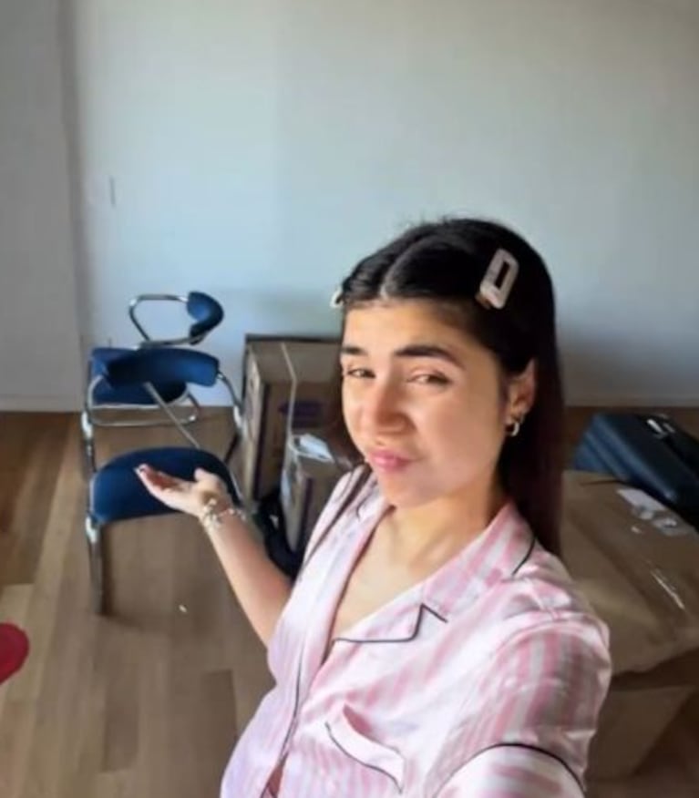 Cami Mayan, expareja de Alexis Mac Allister, mostró su nueva casa: estilo industrial y enormes ventanales | Créditos: Instagram @camimayan