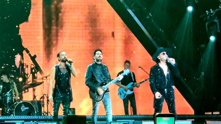 Camila hizo emocionar a sus fans en el Movistar Arena (Foto: Ciudad Magazine)
