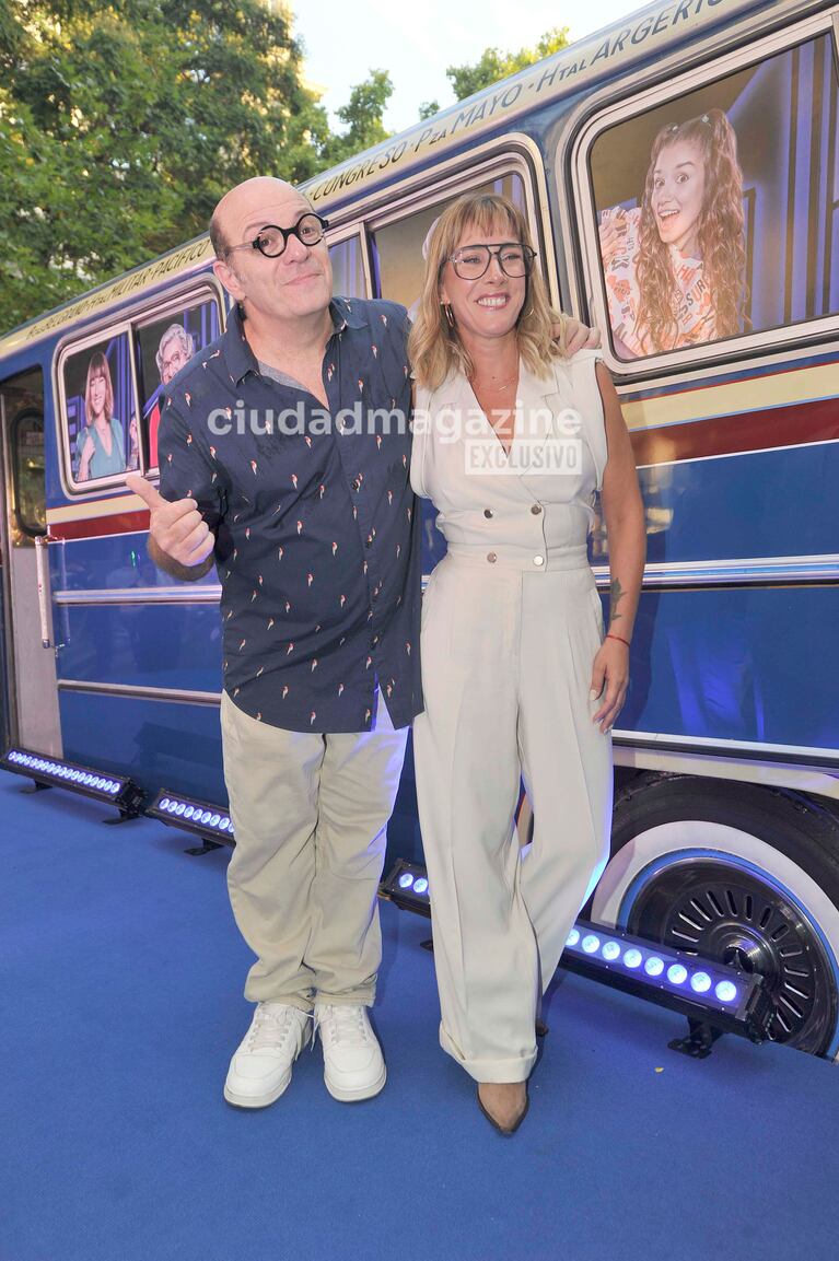 Campi y Dani La Chepi en el estreno de Papá por Siempre (Foto: Movilpress).