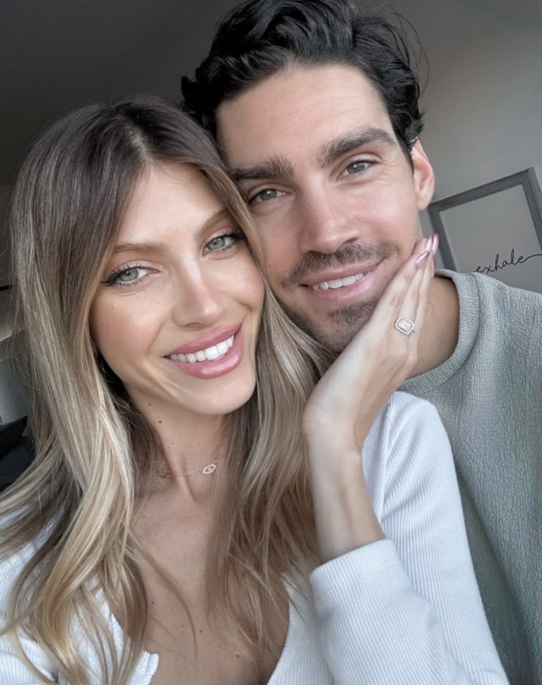 Cande Ruggeri anunció su casamiento con Nico Maccari y mostró su enorme anillo de compromiso: “¡Al fin!”