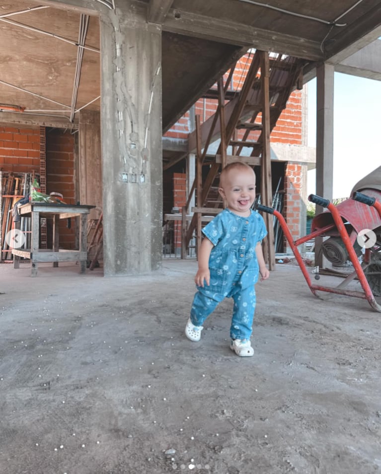 Cande Ruggeri mostró cómo avanza la construcción de su nueva casa en un barrio privado: las impactantes fotos