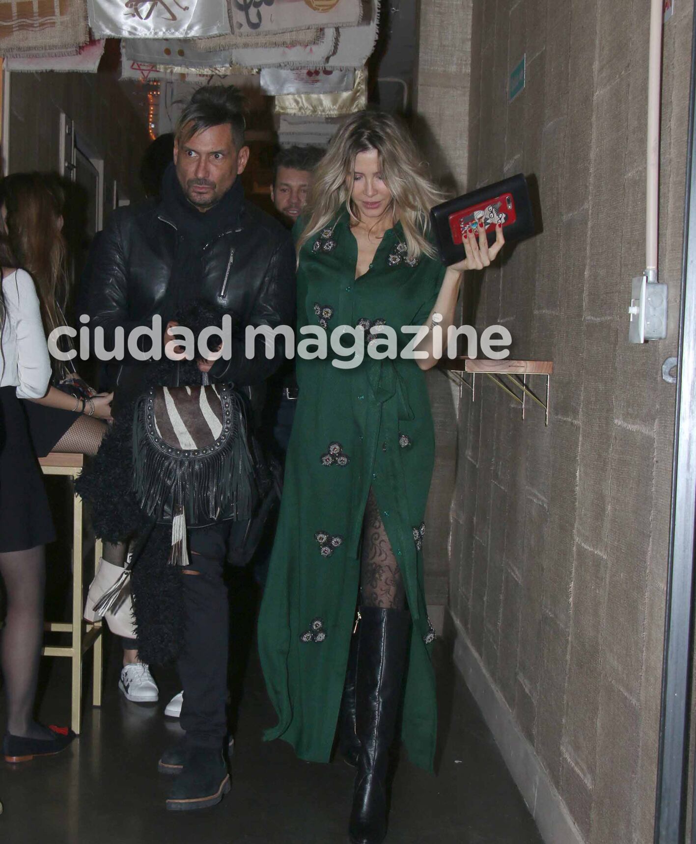 Cande Tinelli presentó su perfume junto a Franco, familia y amigos (Fotos: Movilpress).