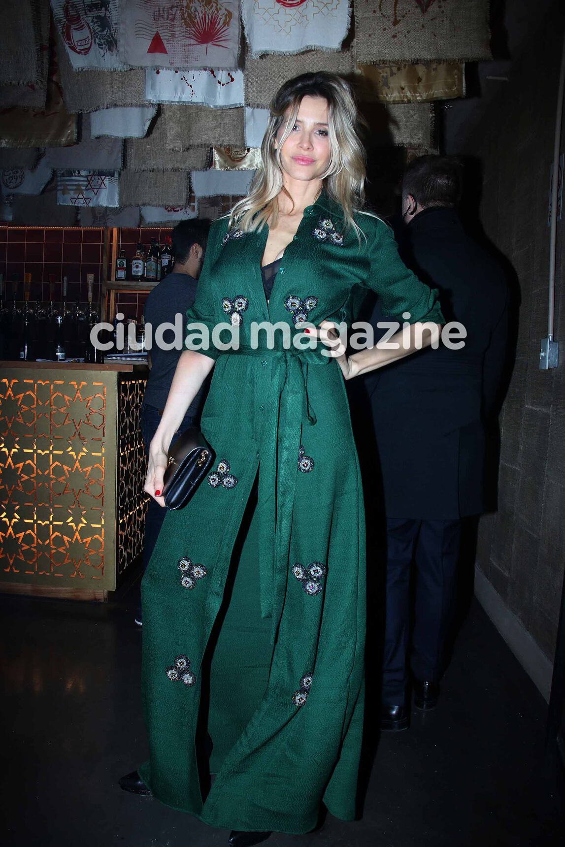 Cande Tinelli presentó su perfume junto a Franco, familia y amigos (Fotos: Movilpress).