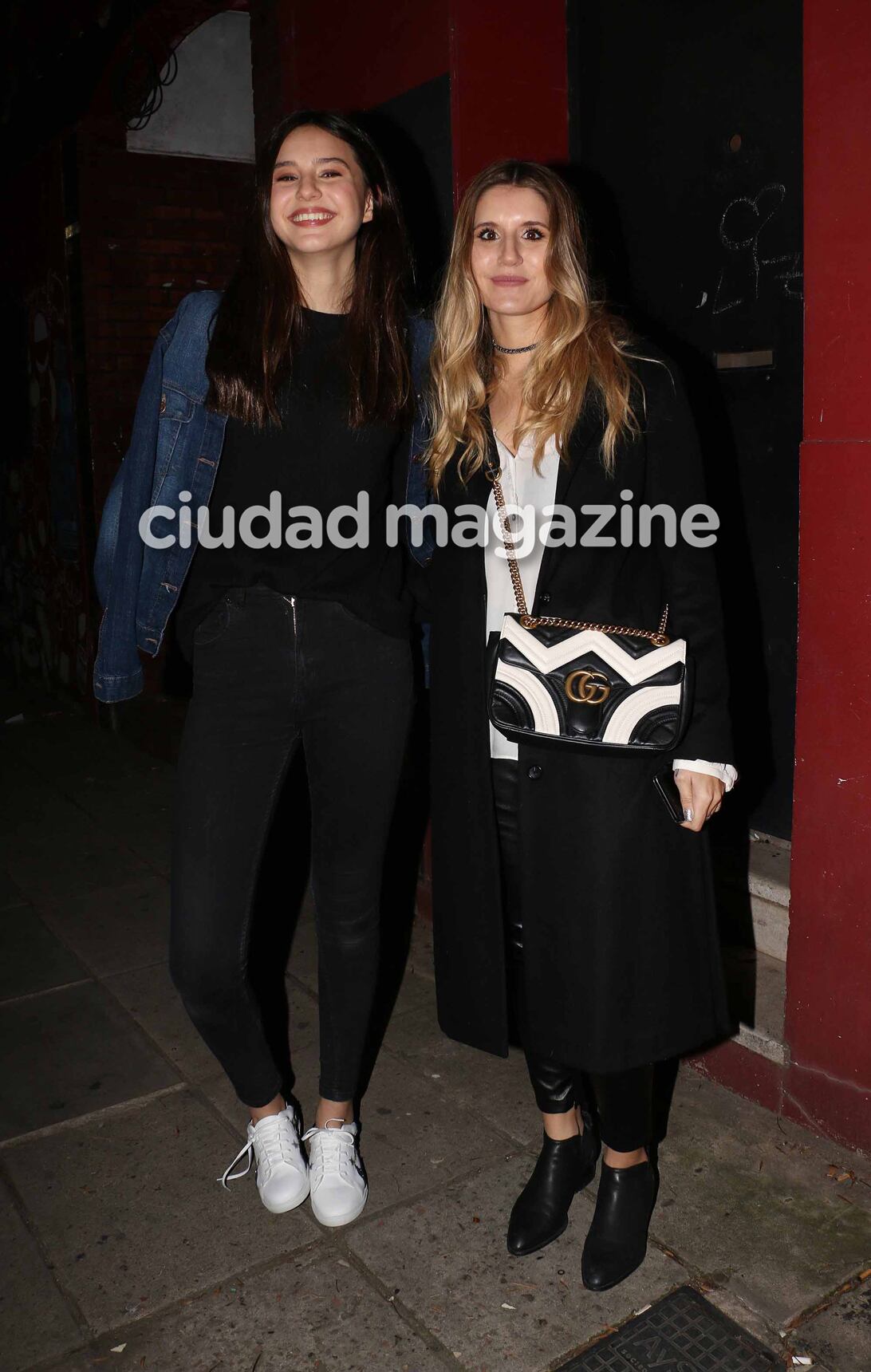 Cande Tinelli presentó su perfume junto a Franco, familia y amigos (Fotos: Movilpress).